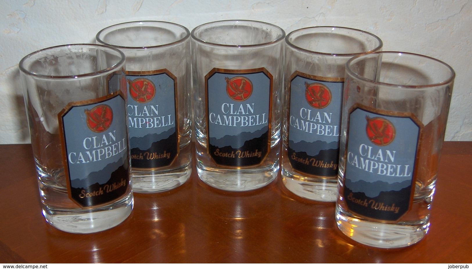 LOT DE CINQ VERRES CLAN CAMPBELL MOMIE - Glasses