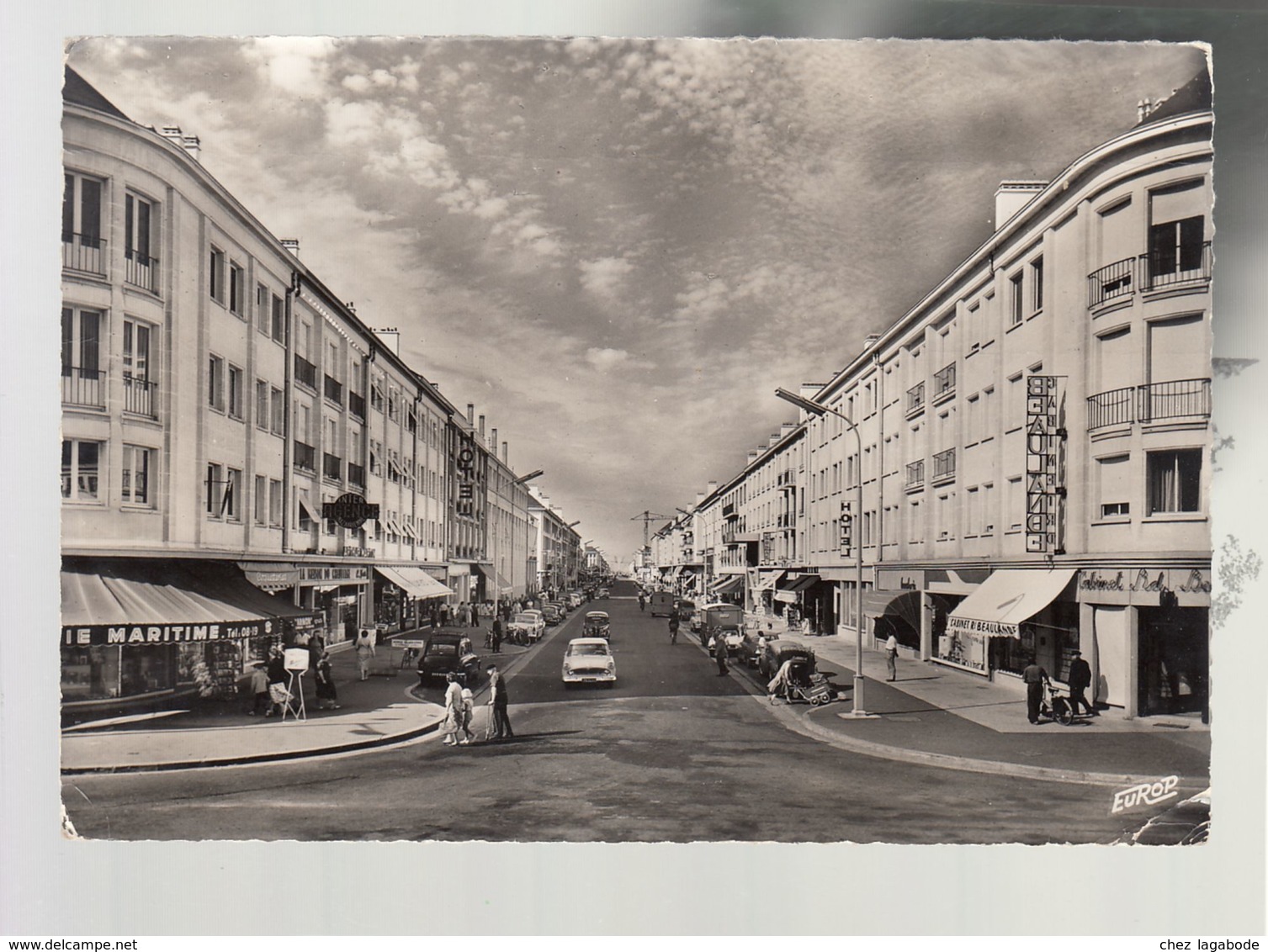 CP (44) Saint-Nazaire - Avenue De La République - Saint Nazaire