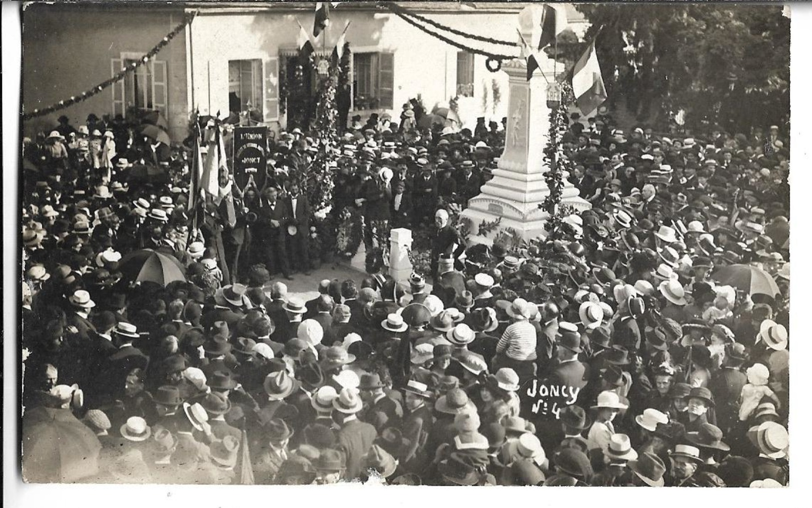 CARTE-PHOTO  De  JONCY  (71)  -  Joncy N° 4 - Inauguration Du Monument Aux Morts    //    TBE - Other & Unclassified