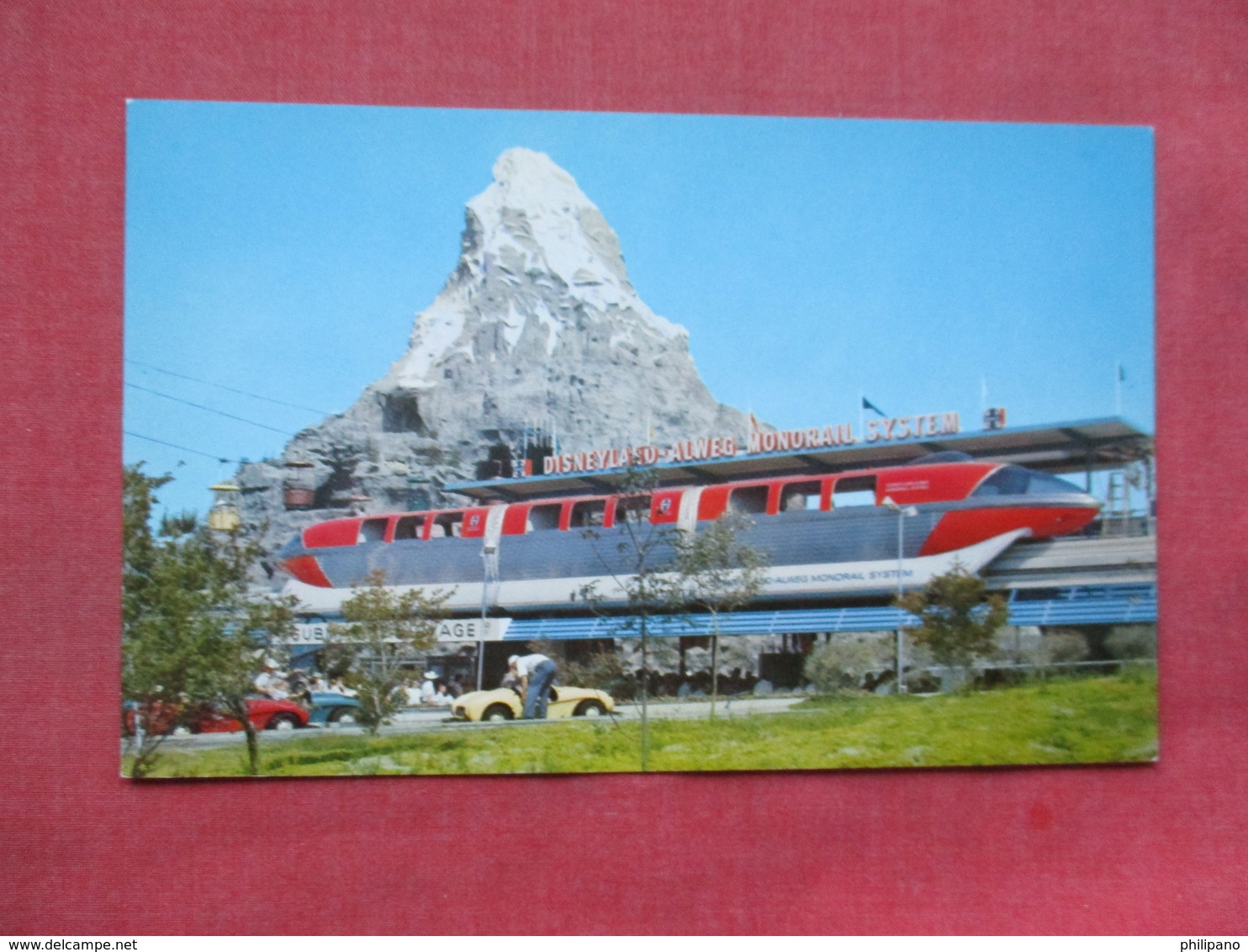 Monorail  Matterhorn Disneyland  Ref 3392 - Disneyland