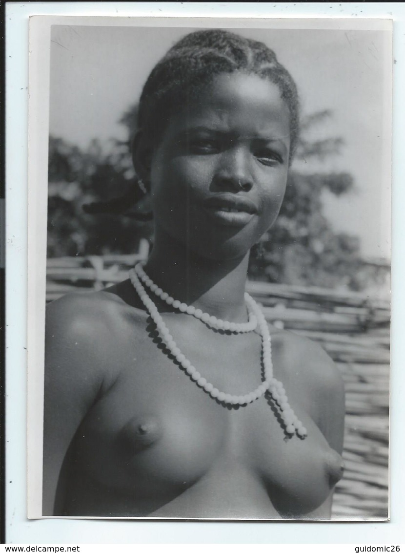 Jeune Fille Seins Nus Photo 13x18 Cm - Africa