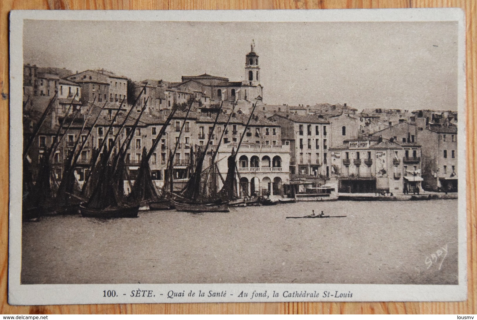 34 : Sète - Quai De La Santé - Au Fond, La Cathédrale St-Louis - (n°15128) - Sete (Cette)