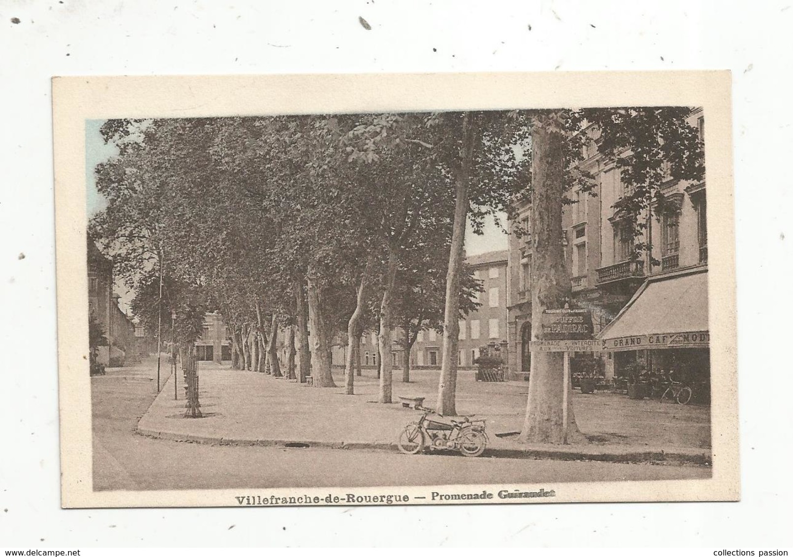 Cp, 12 ,  VILLEFRANCHE DE ROUERGUE , Promenade GUIRAUDET , Vierge , Ed. Auréjac - Villefranche De Rouergue