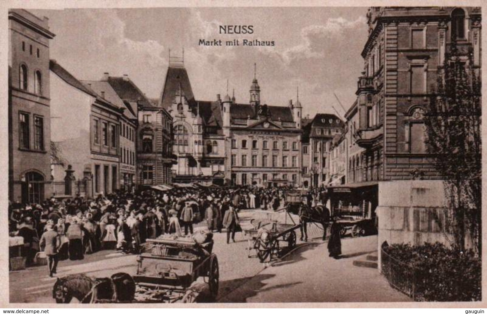 CPA - NEUSS - Vue De La Ville - Markt Mit Rathaus - Neuss