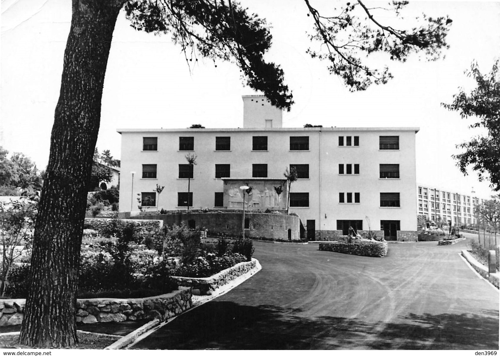 MARSEILLE - Les Trois Lucs - L'Etablissement - Centre De Soins Ophtalmologiques La Sauvegarde, Traverse De La Salette - Unclassified