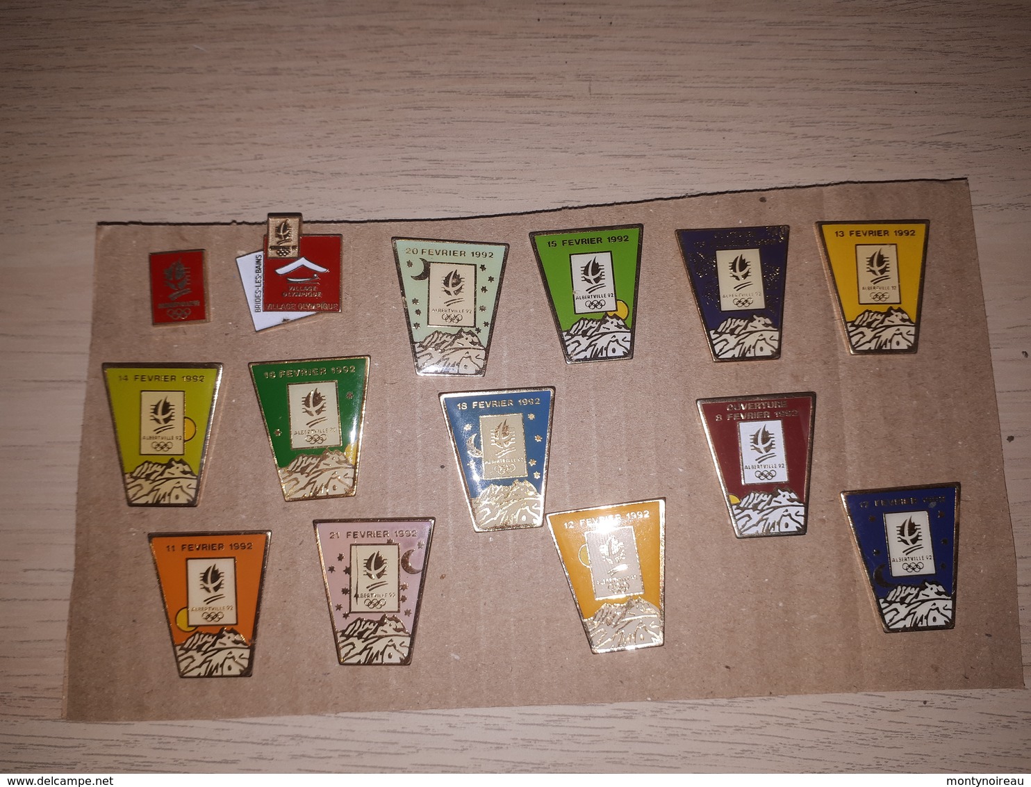 LOT  PIN'S ( 14 )  Jeux  Olympiques ALBERVILLE  1992 - Lots