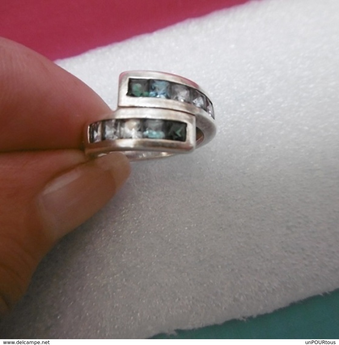 Jolie Bague En Argent Massif Taille 56 - Anelli