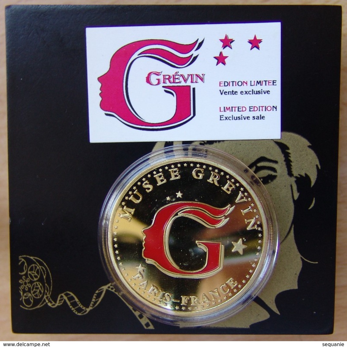 Médaille Marilyn Monroe Avec Coffret Musée Grevin - Professionnels / De Société