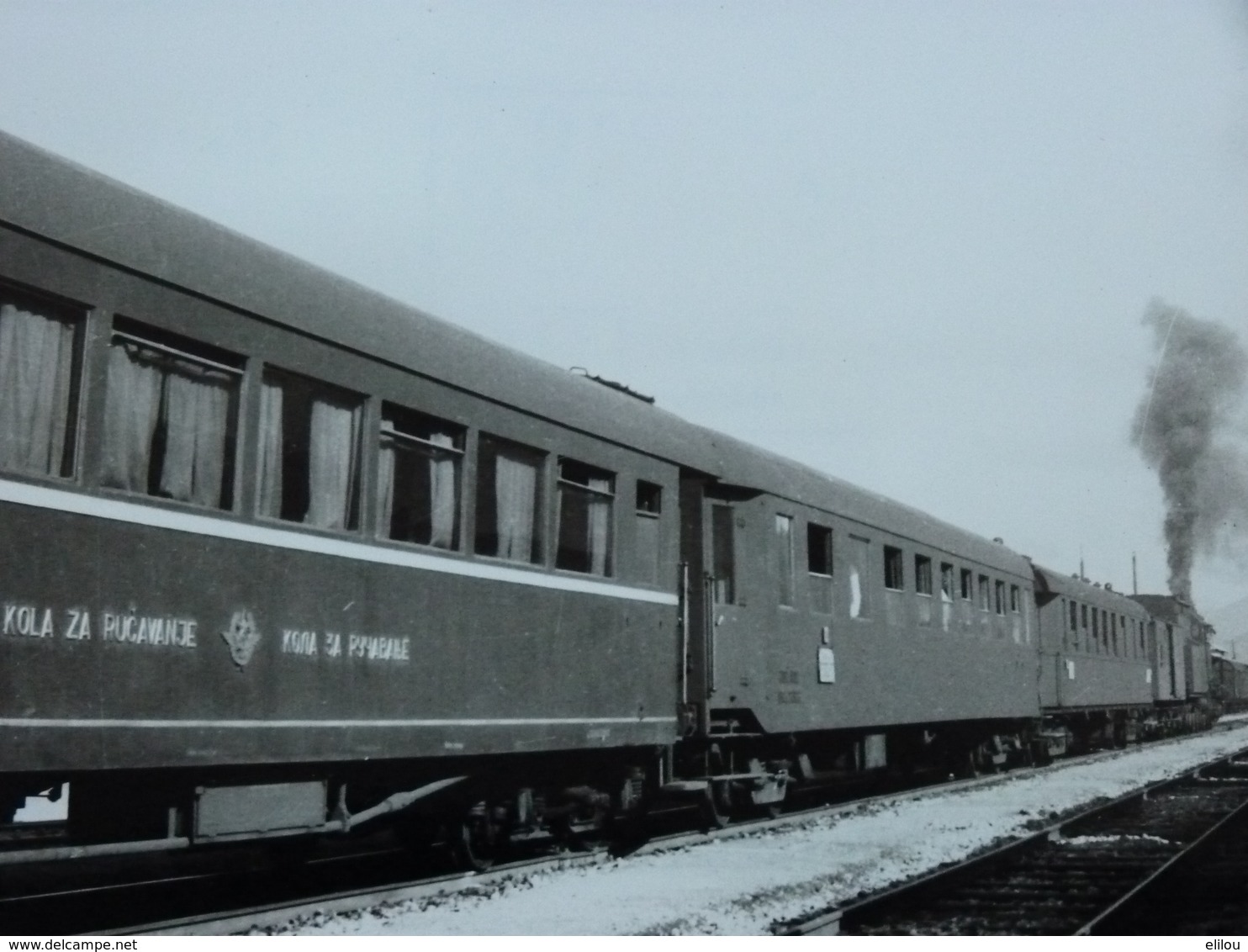 Rare! Belle Photo Ancienne Train Gare Yougoslavie Chemin De Fer - Treni