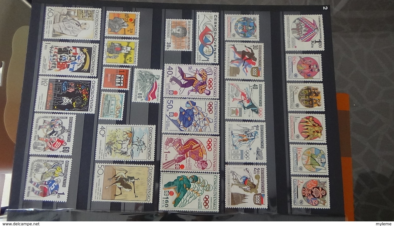 Collection De TCHECOSLOVAQUIE  En Timbres ** Et Blocs Oblitérés. A Saisir !!! - Collections (with Albums)