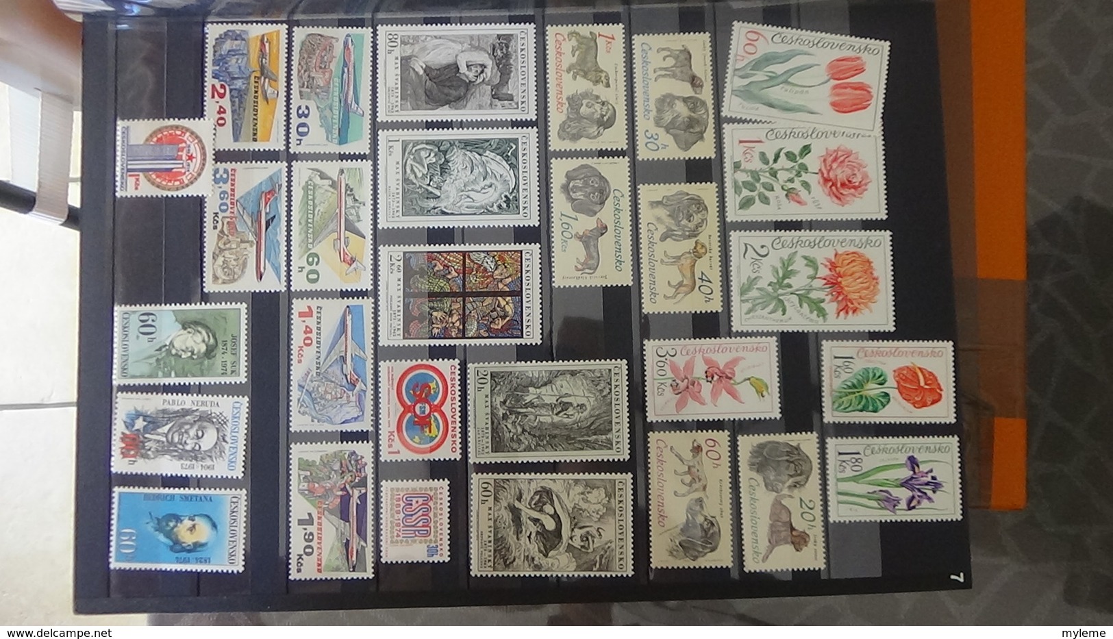 Collection de TCHECOSLOVAQUIE  en timbres ** et blocs oblitérés. A saisir !!!