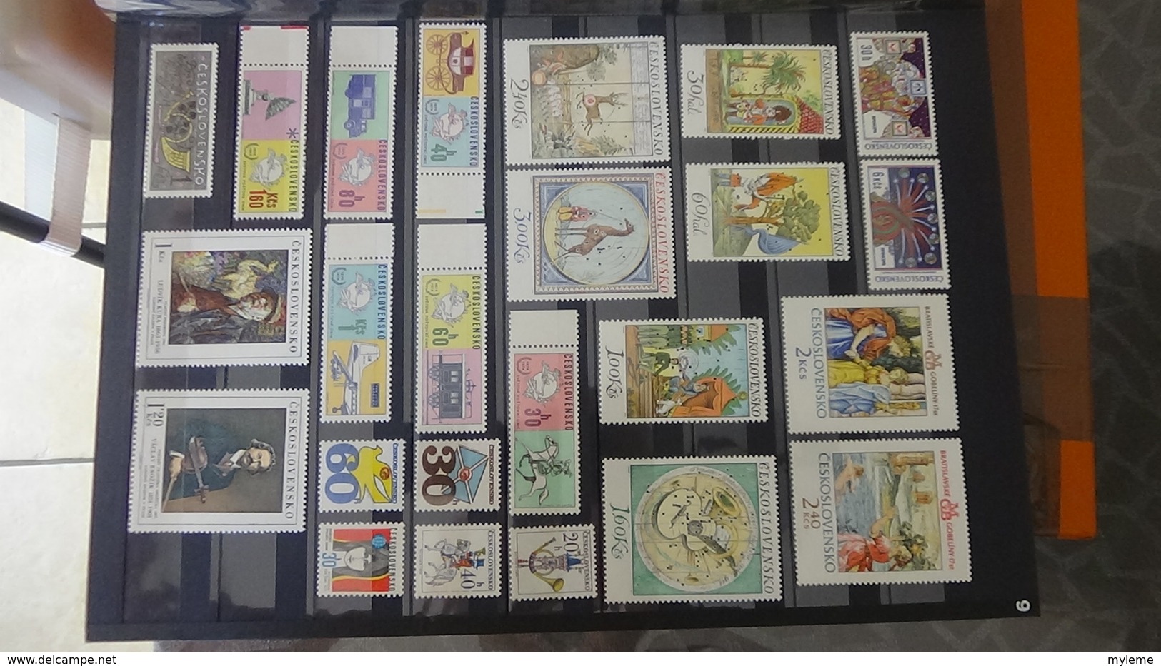 Collection de TCHECOSLOVAQUIE  en timbres ** et blocs oblitérés. A saisir !!!