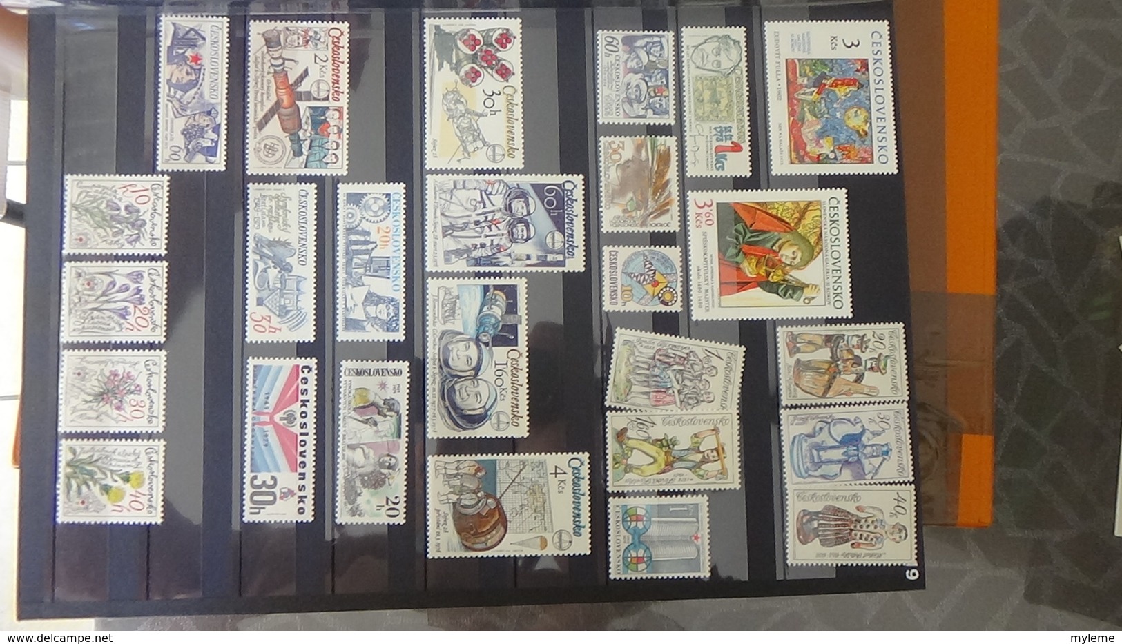 Collection de TCHECOSLOVAQUIE  en timbres ** et blocs oblitérés. A saisir !!!