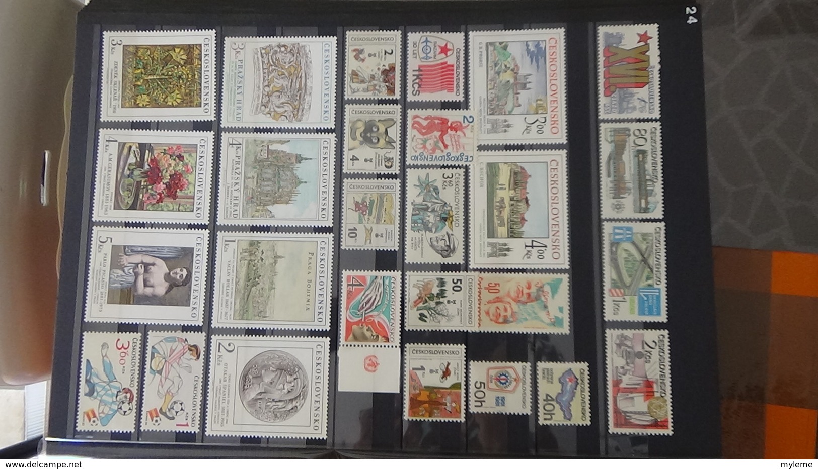 Collection de TCHECOSLOVAQUIE  en timbres ** et blocs oblitérés. A saisir !!!