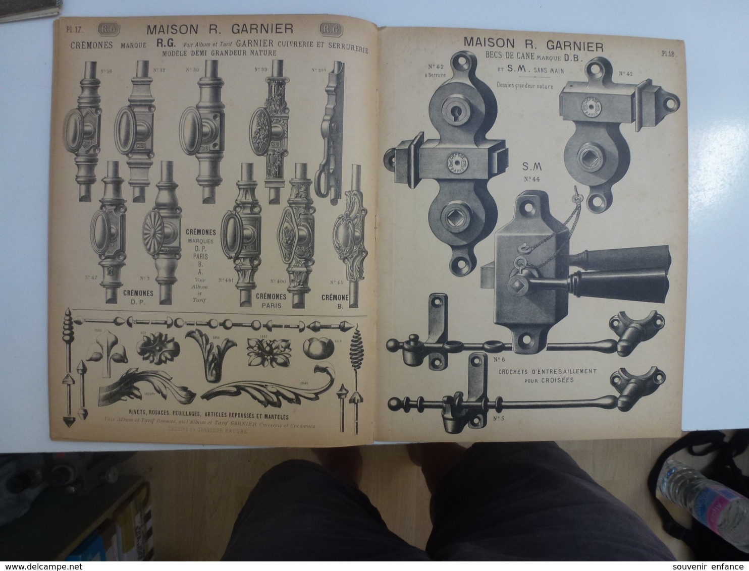 Lot 2 Maison Garnier Fabrique De Crémones Br Cottan Boulevard La Bastille 30 Paris Serrurerie Cuivrerie Arts Décoratifs - Catalogi