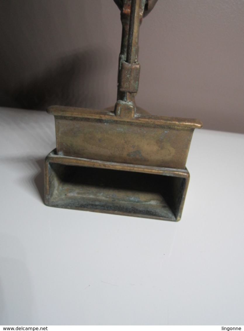 RARE Ancien Fer Repasser Lingot Bronze Cuivré à Braise  Poids : 760 Grs Env - Art Populaire