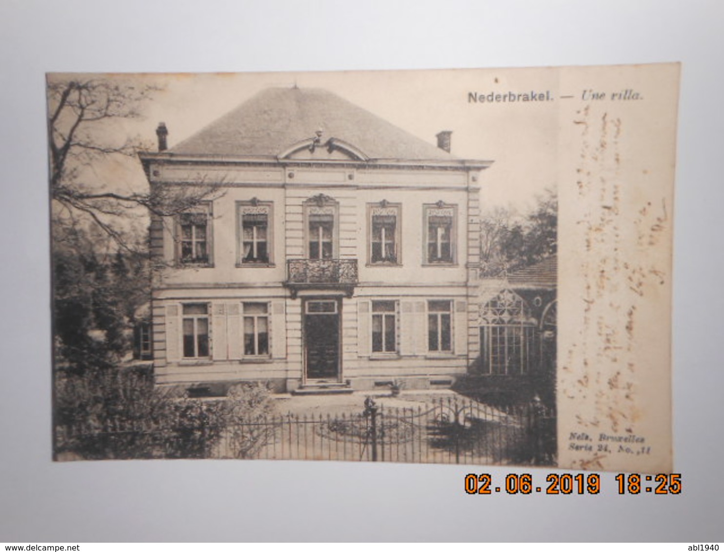 NEDERBRAKEL - UNE VILLA - Brakel