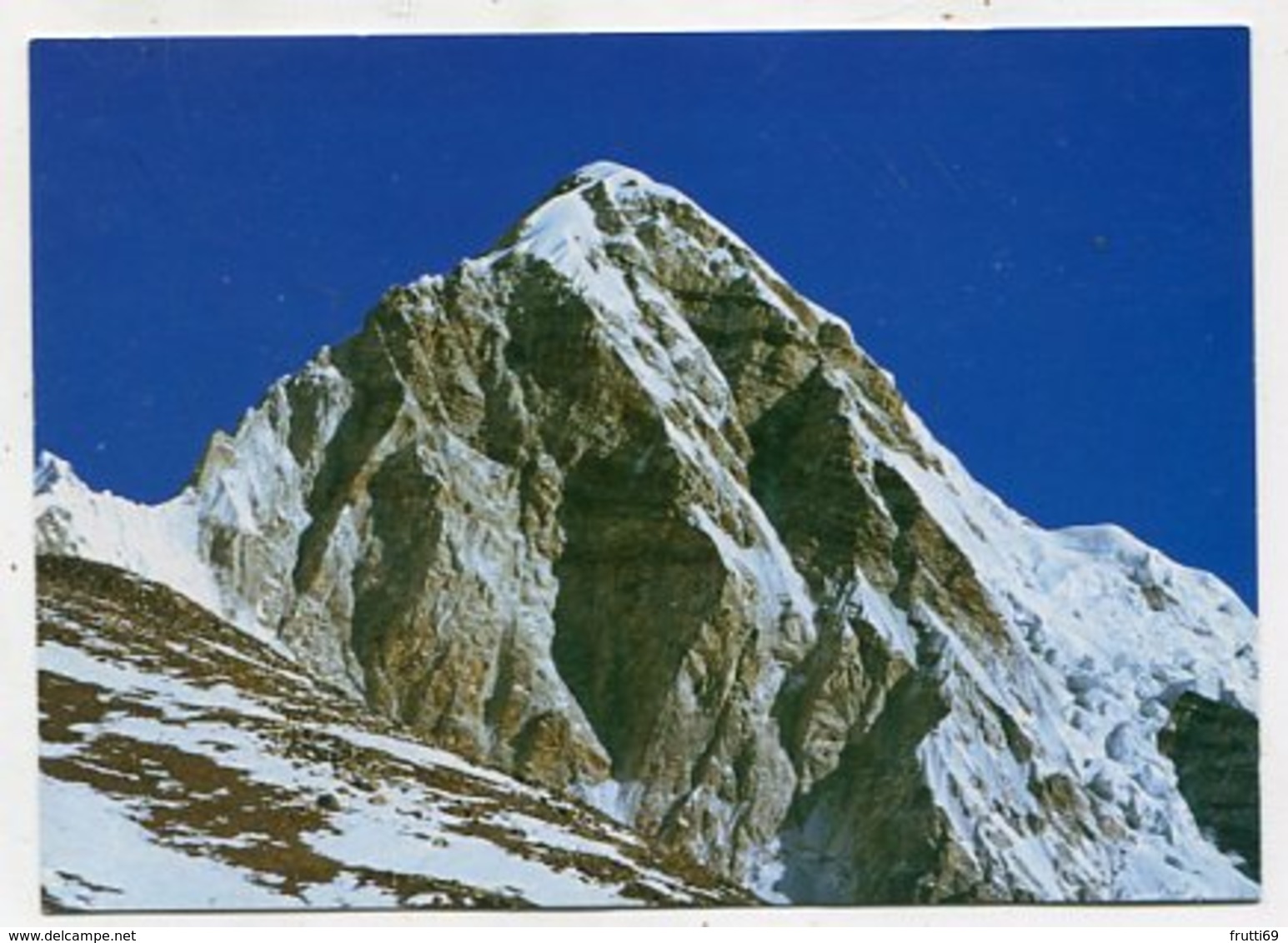 NEPAL - AK 351197 Mt. Pumori - Népal