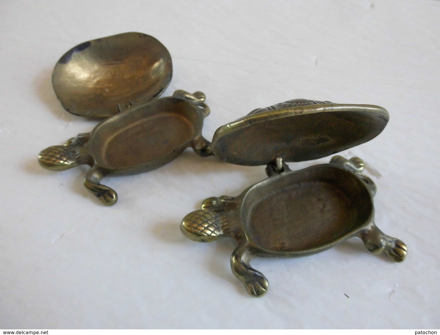 Lot 2 Tortues Boites England Laiton Patinées Non Nettoyées 11 Cm..! - Art Populaire