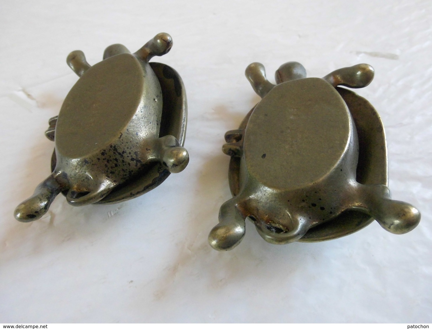 Lot 2 Tortues Boites England Laiton Patinées Non Nettoyées 11 Cm..! - Art Populaire