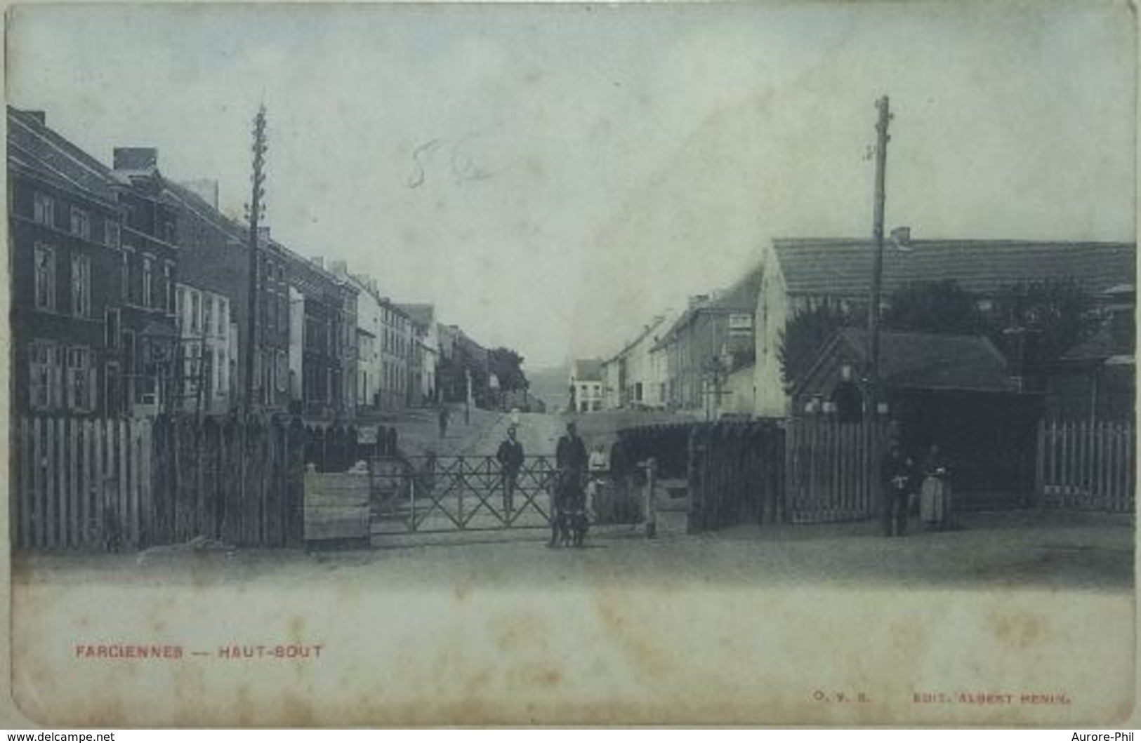 Farciennes Haut Bout Passage à Niveau  (Coin Inf Gauche Légèrement Plié) Timbre 74 Léopold II Grosse Barbe - Farciennes