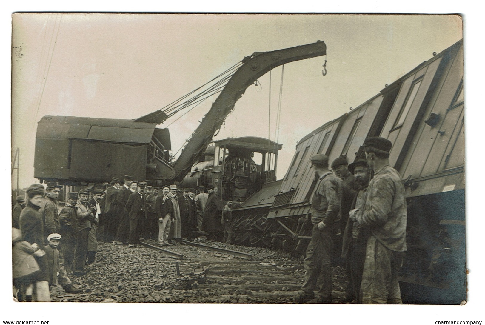 Carte Photo - A Identifier C1910 ? - Accident Ferroviaire - Train - Locomotive 3139 - 2 Scans - Trains