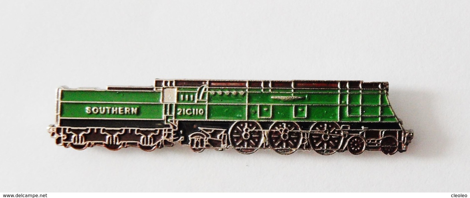 Pin's Atlas Train Locomotive Merchant Navy - 2 Attaches - TGV