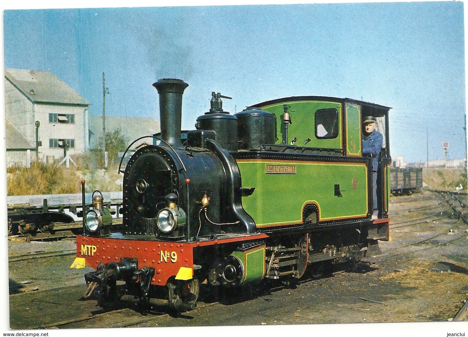 CPM . MUSEE DE PITHIVIERS . LOCOMOTIVE 130T . LA MEUSE DE 1938 . CARTE NON ECRITE - Trains