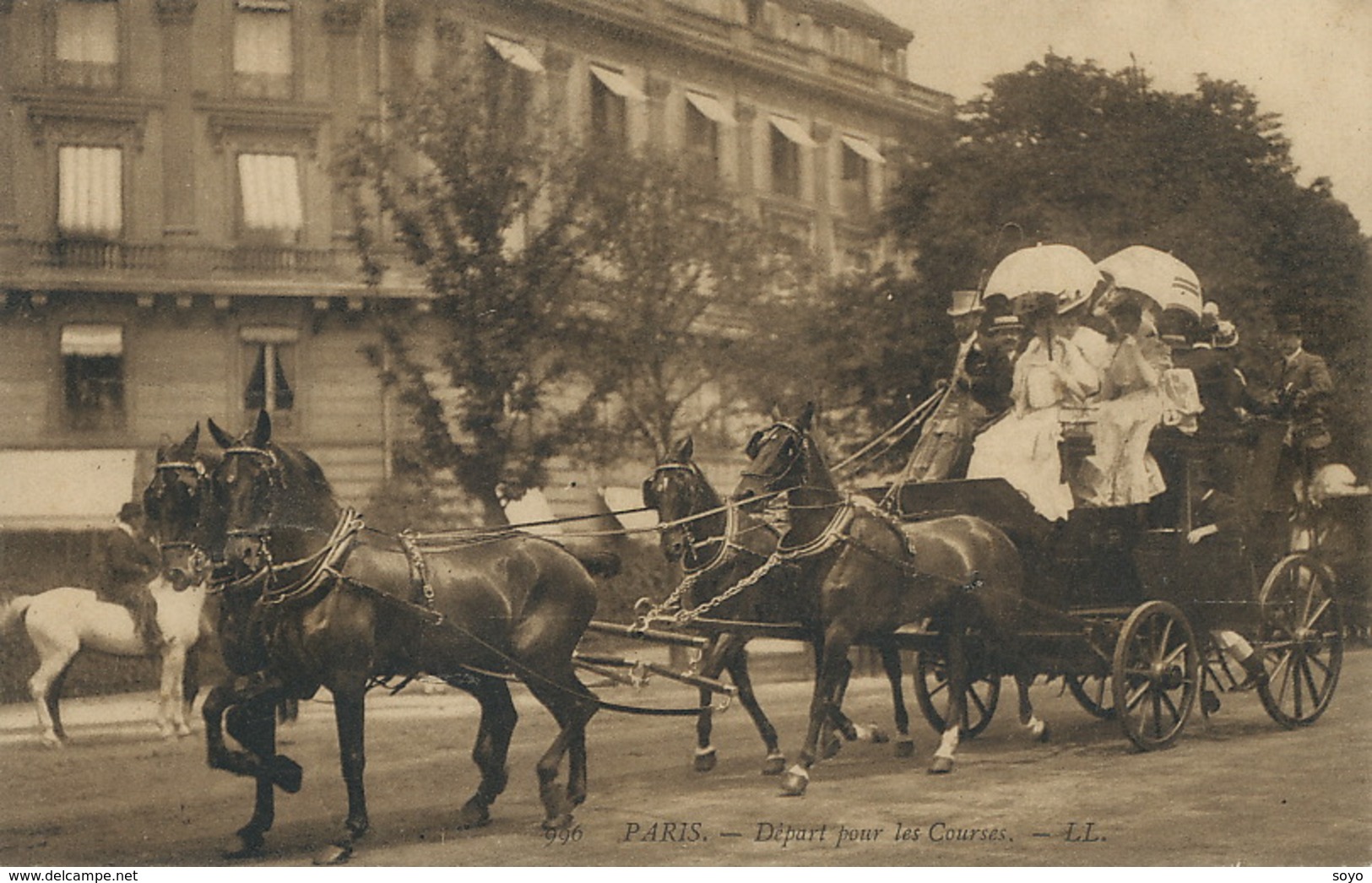 Taxi Fiacre Depart Pour Les Courses Hippisme Longchamp Paris Attelage 4 Chevaux Diligence - Taxis & Fiacres