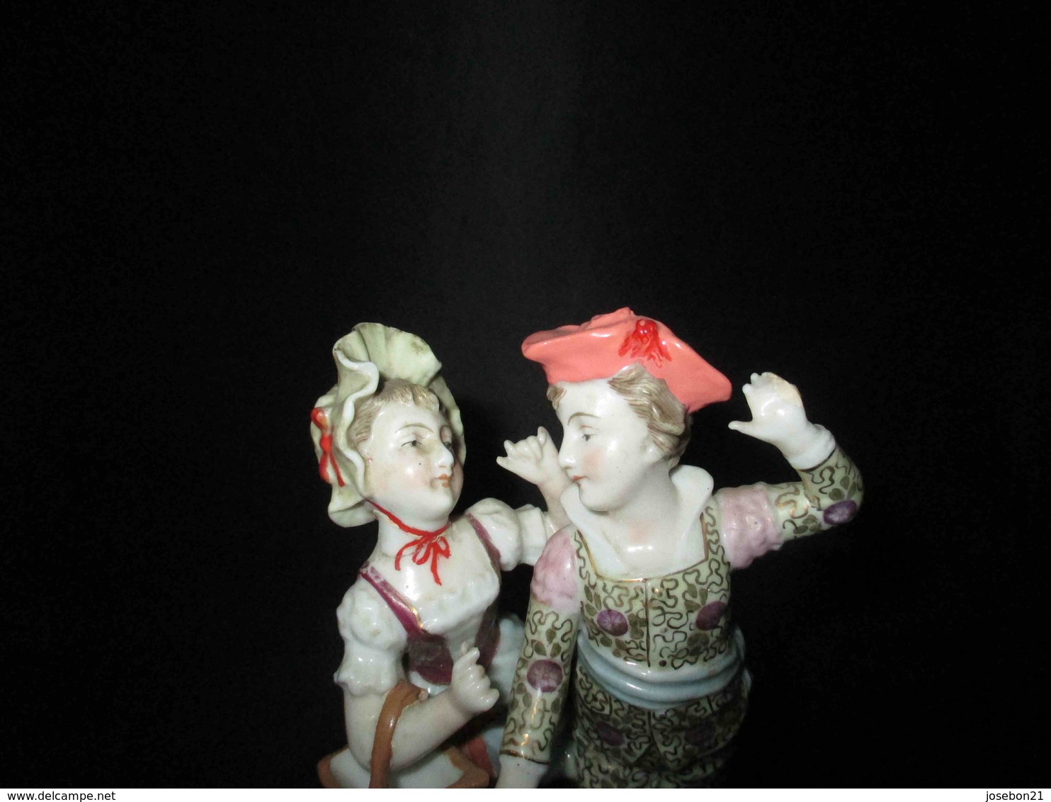 ancien couple d'amoureux porcelaine de Sitzendorf Allemagne fin XIX ème