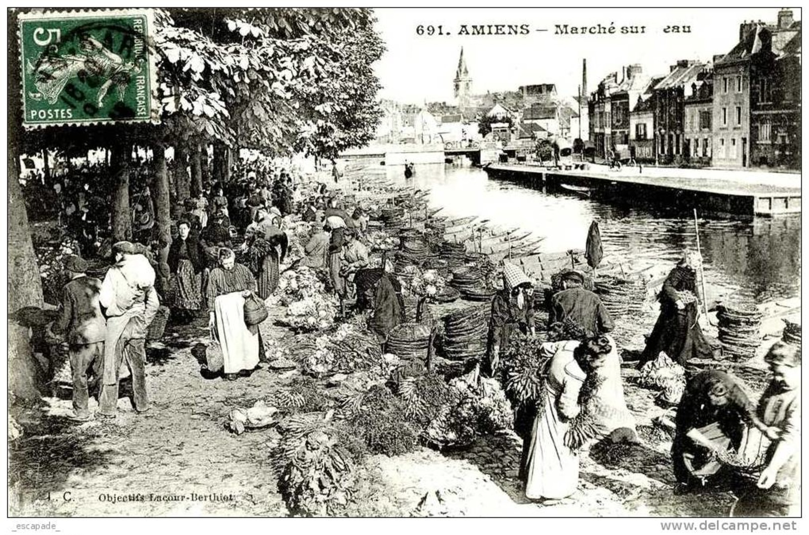 SUPERBE AMIENS (80) - LE MARCHE SUR L EAU -      Bb-40 - Amiens