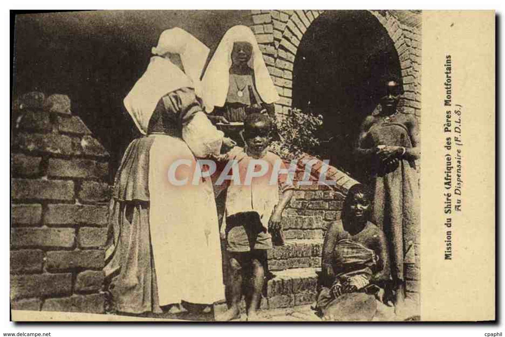 CPA Homme Noir Negre Mission Du Shire Afrique Des Peres Montfortains Au Dispensaire - Non Classificati