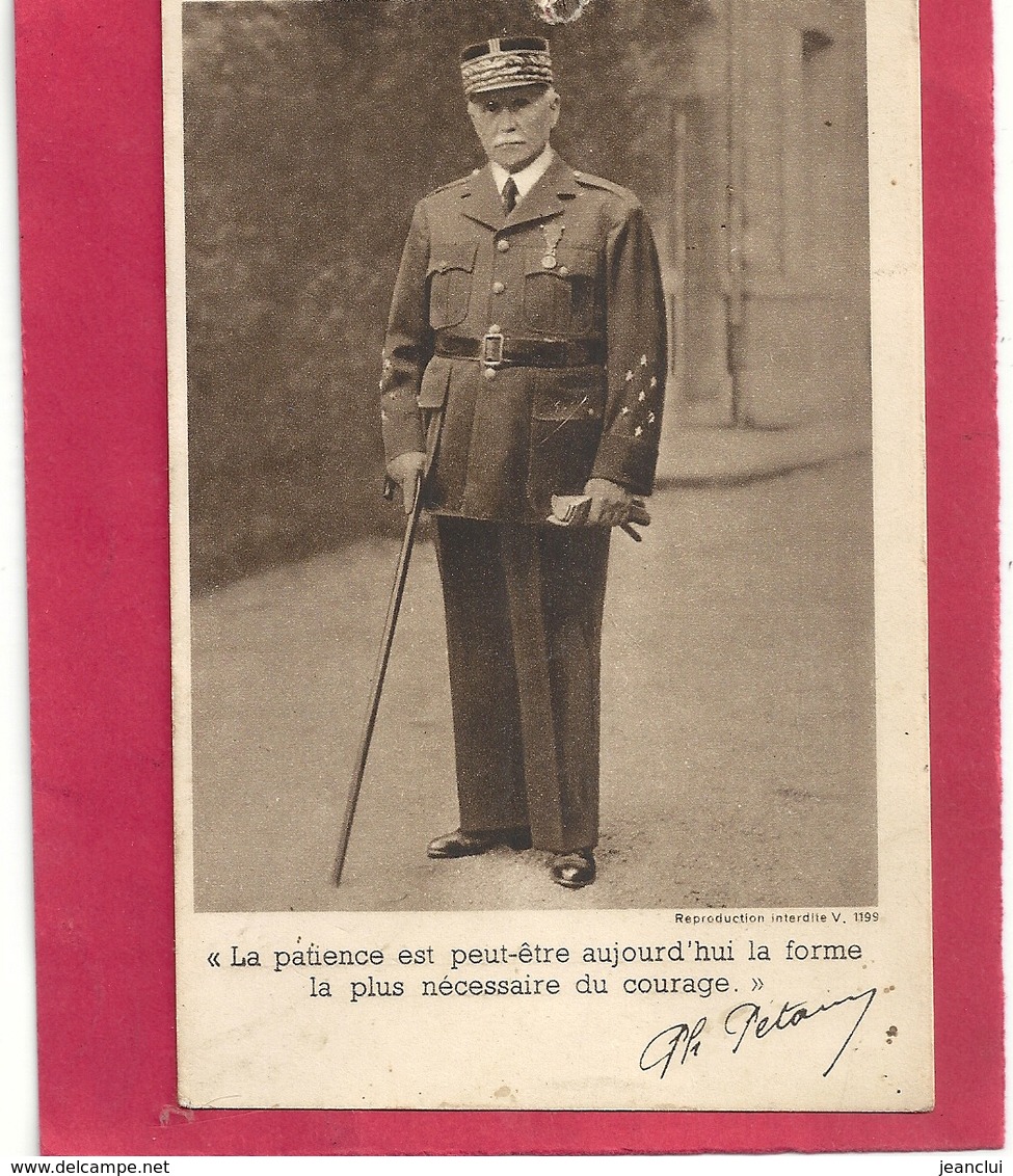 CARTE DE " PETAIN " VENDUE 1 Fr AU PROFIT DU SECOURS NATIONAL . 2 SCANES . CARTE ABIMEE PAR UNE PUNAISE SUR LE HAUT - Personnages