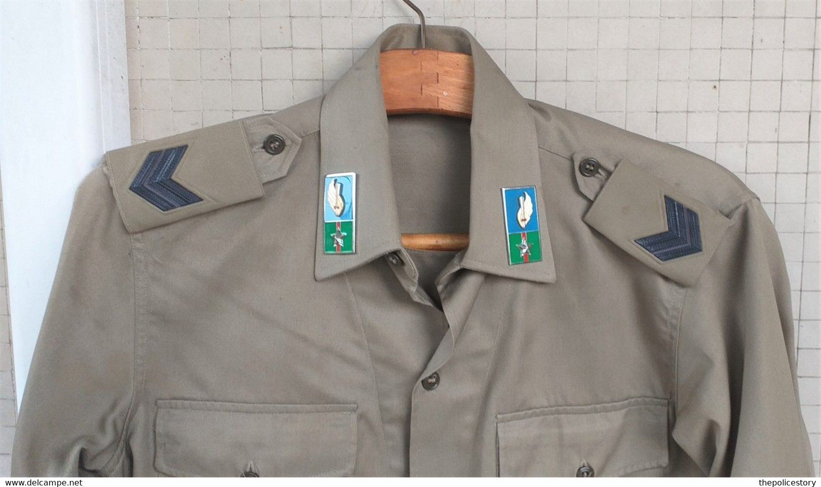 Camicia Pantaloni Estivi E.I. Caporale 28° Btg. Fanteria "Pavia"  Divisione Folgore Anni '70 - Divise