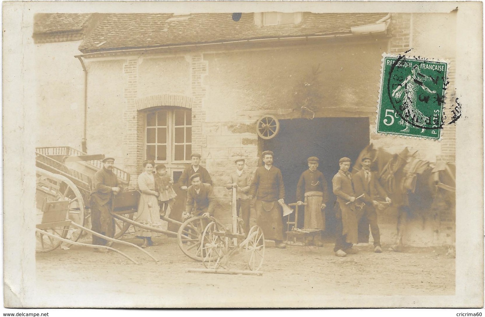 Carte-photo à Situer, Issue D'un Lot De PARIS - Atelier De Charronnage Et Maréchal Ferrant, Animée, Circulé En 1911. - Autres & Non Classés