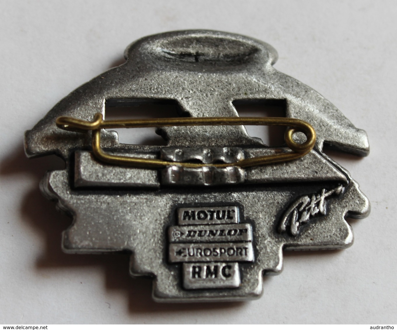 Broche Médaille Course Moto Grand Prix De France Le Mans 2017 Motul Dunlop Signé Petit - Motos