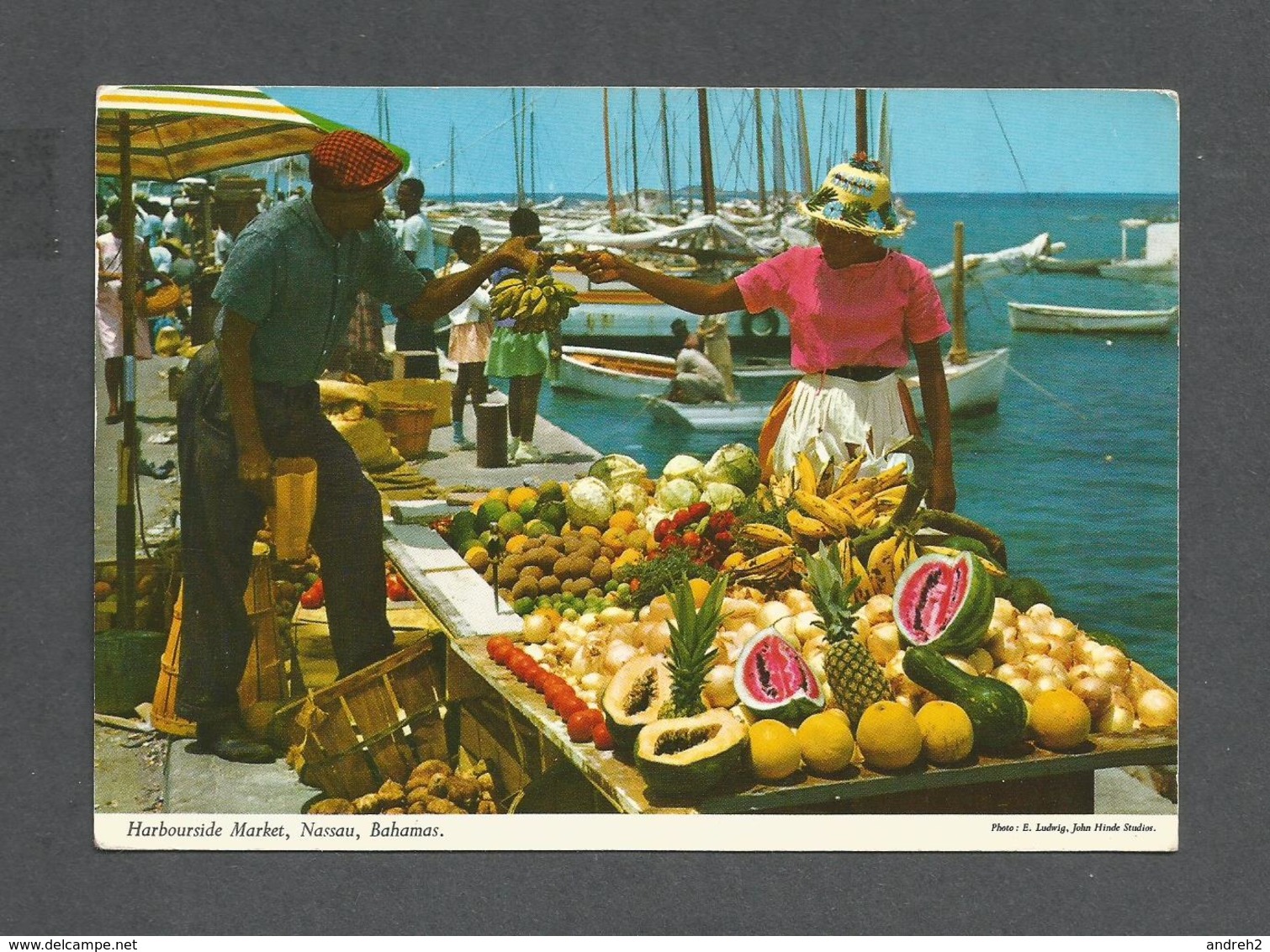 NASSAU - BAHAMAS - HARBOURSIDE MARKET NASSAU - PHOTO E. LUDWIG  BY JOHN HINDE STUDIO - Bahamas