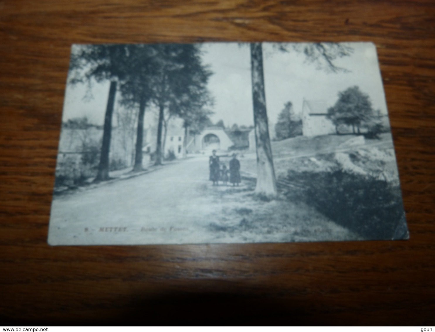 Mettet - Route De Fosses - Voyagée 1909 - Scan Flou Mais Vue En Très Bel état - Mettet