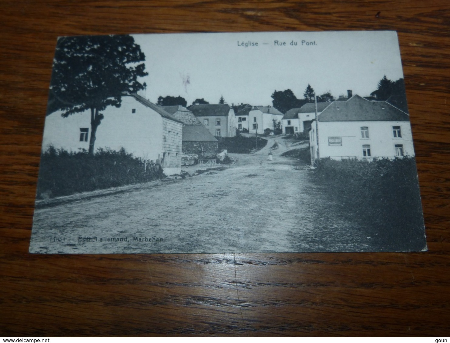 Léglise - Rue Du Pont - Très Bon état - Léglise