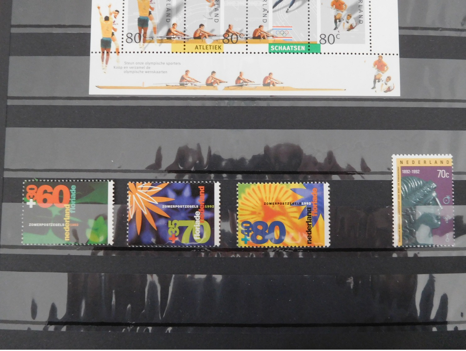 Nederland 1985/1994 - 6 albums - postzegels- EDB- PTT mapjes - FDC - profil bladen-automaatzegels-vellen en blokken