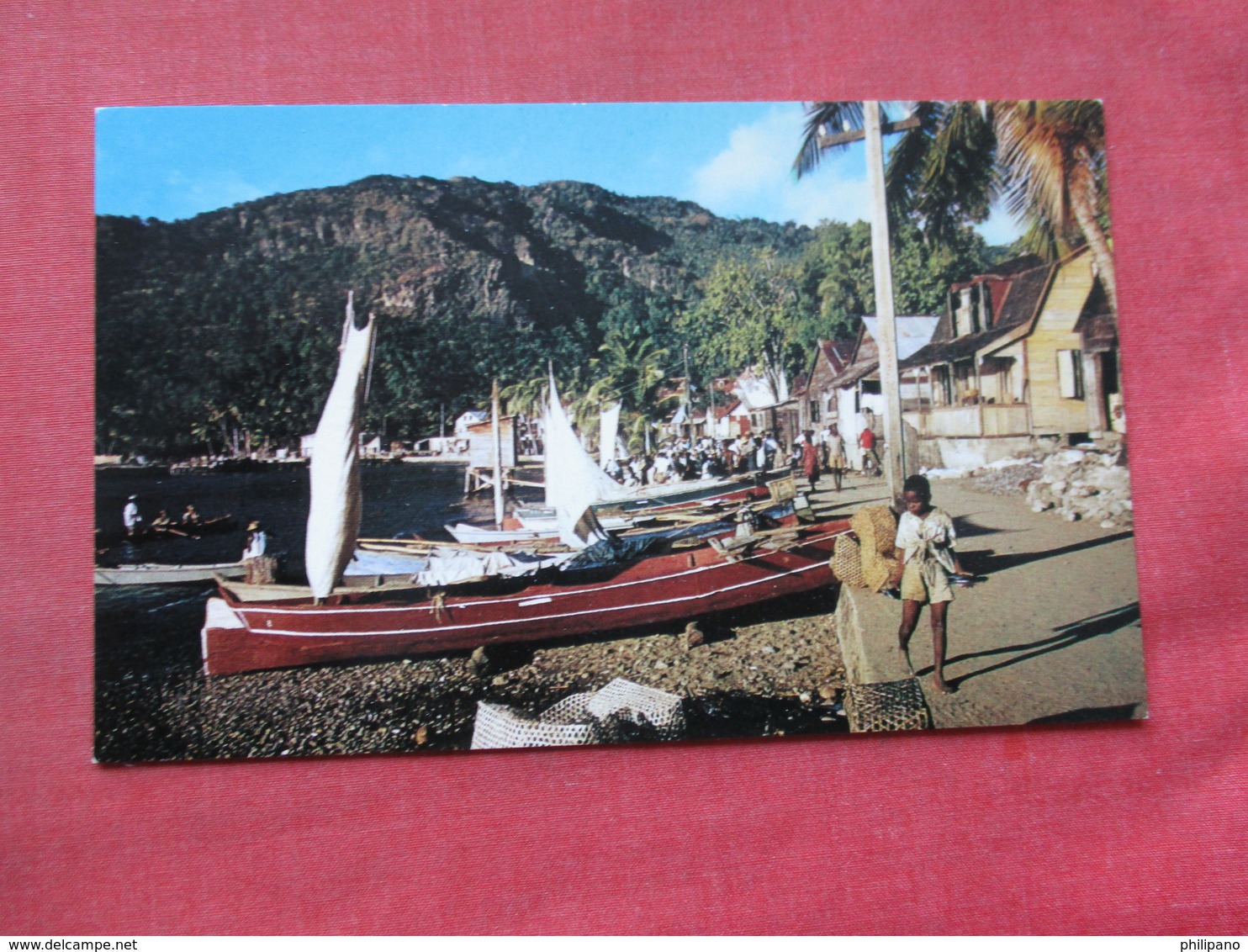 Fishing Canoes Soufriere Saint Lucia   Ref 3400 - Saint Lucia