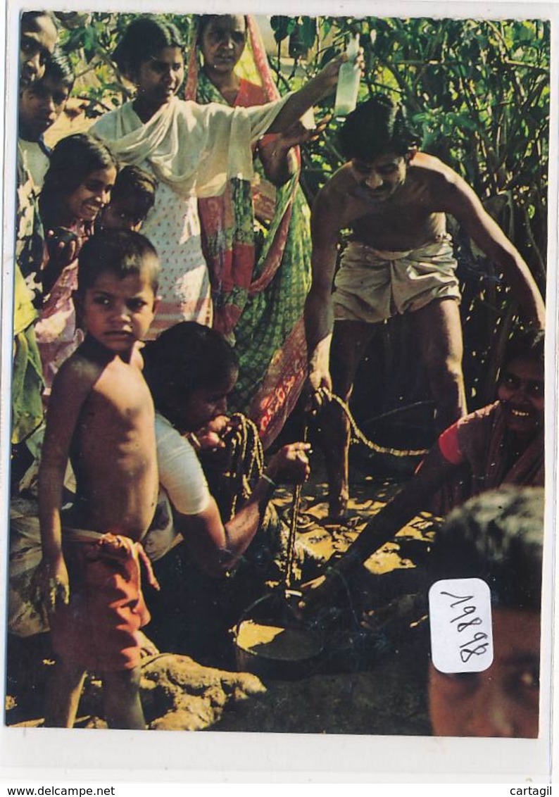 CPM GF -19898- Puits Au Bangla Desch -Envoi Gratuit - Bangladesh