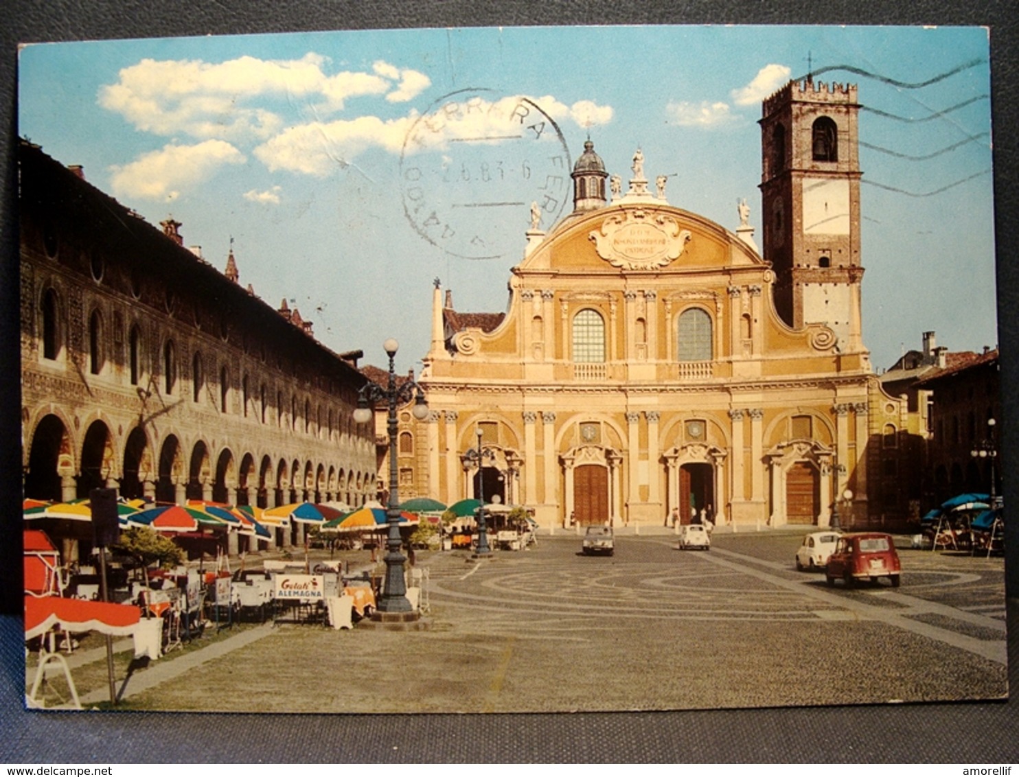 (FG.O43) VIGEVANO - PIAZZA DUCALE, IL DUOMO, Auto Cars Voitures Fiat (PAVIA) Viaggiata 1983 - Vigevano