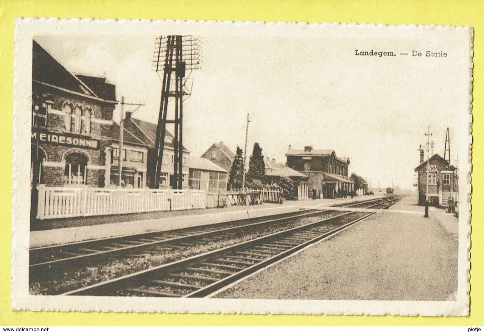 * Landegem (Nevele - Oost Vlaanderen) * (E. Beernaert Lokeren) De Statie, Bahnhof, Railway Station, Gare, Unique, TOP - Nevele