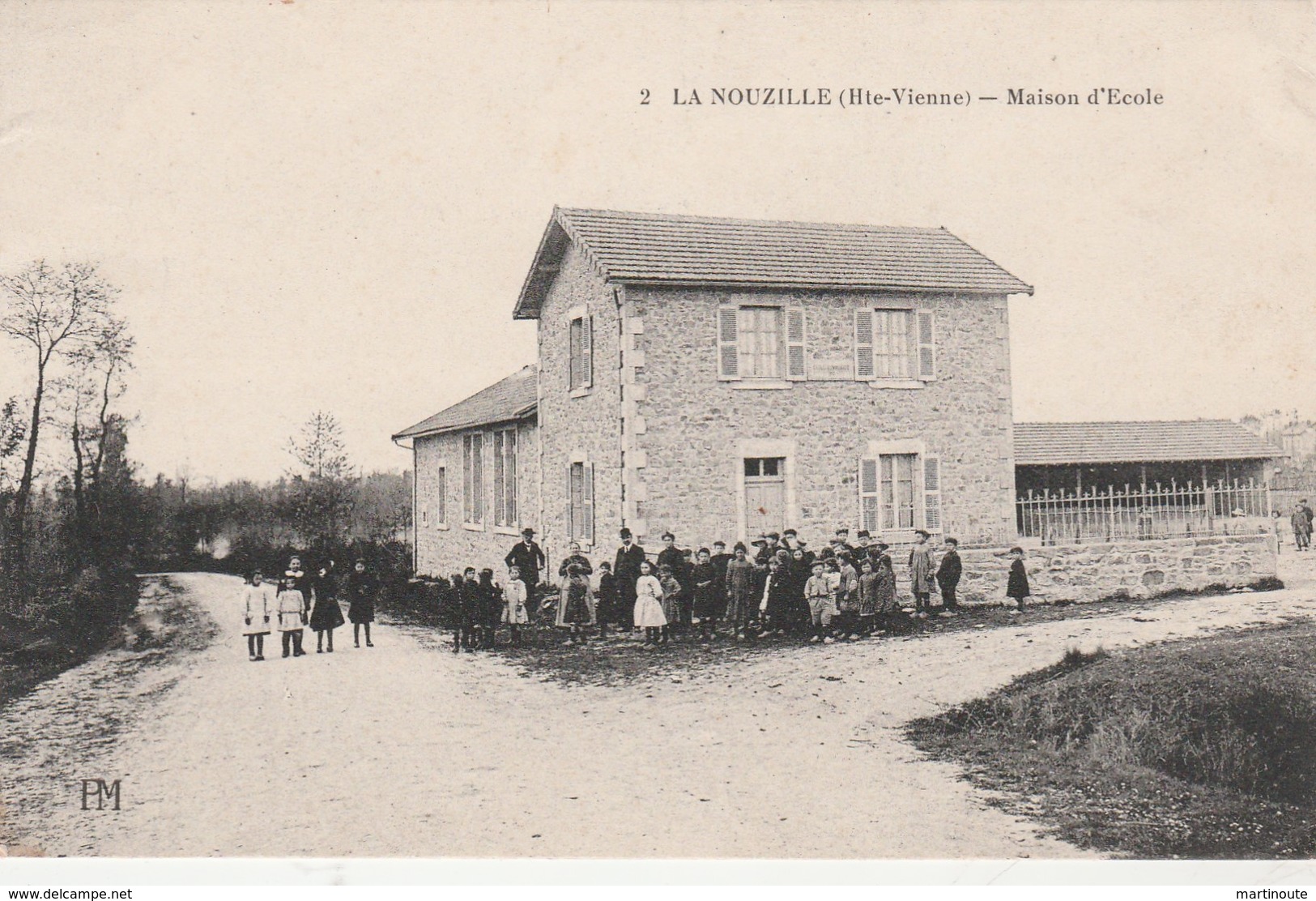 - 87 - CPA - LA NOUZILLE  - Maison D'école - 195 - Autres & Non Classés