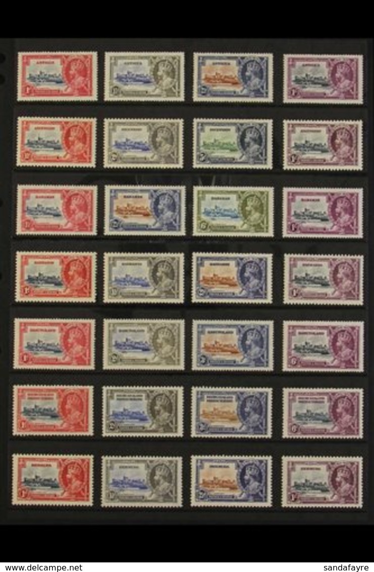 1935 SILVER JUBILEE OMNIBUS. 1935 Silver Jubilee Set Complete Less The Br. Forces In Egypt, All Very Fine Lightly Hinged - Zonder Classificatie