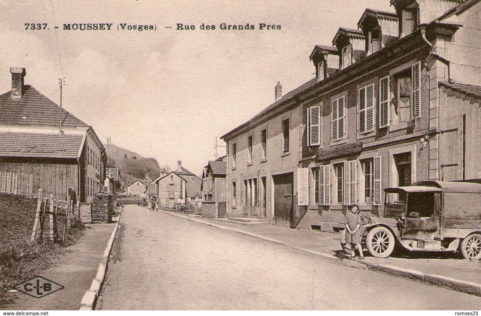 (108)  CPA  Moussey  Rue Des Grands Pres  (Bon état) - Moussey