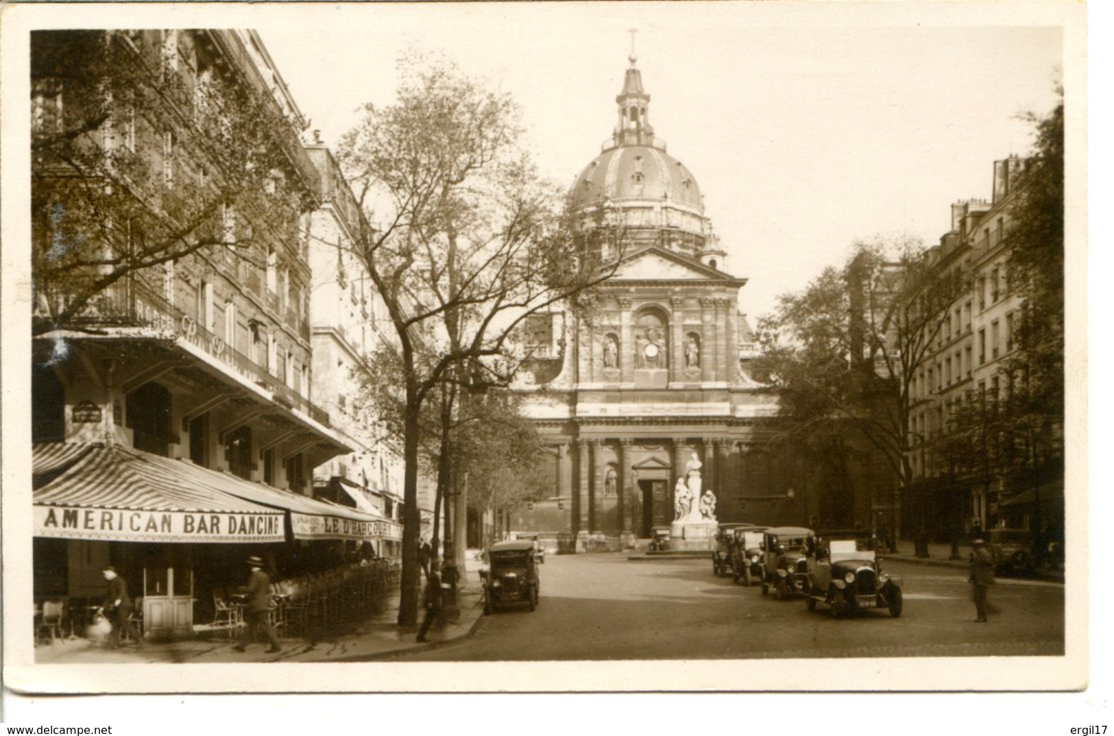 75005 PARIS - Eglise De La Sorbonne - Américan Bar Dancing - Quelques Voitures Anciennes - Qualité Photo - Paris (05)