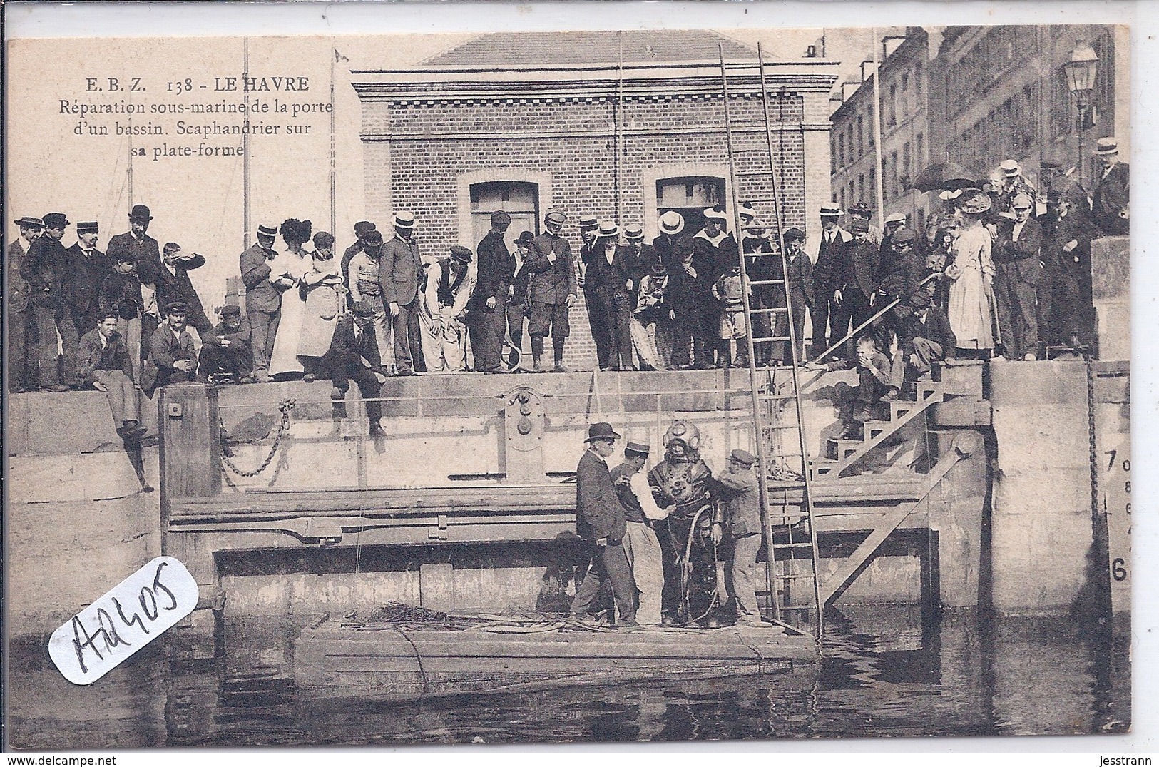 LE HAVRE- UN SCAPHANDRIER EN ACTION- REPARATION SOUS-MARINE DE LA PORTE D UN BASSIN - Porto