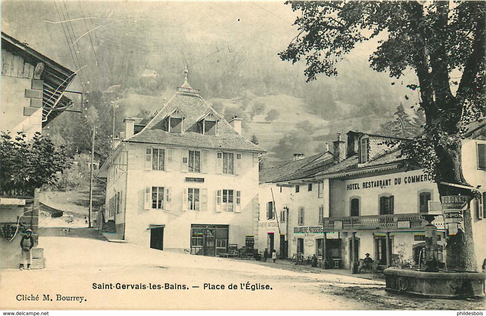 HAUTE SAVOIE   SAINT GERVAIS LES BAINS  Place De L'église - Saint-Gervais-les-Bains